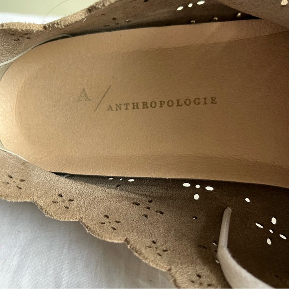❤️‍🔥BOGO FREE Anthropologie Scalloped Suede Perforated Sneakers Sz 37 Taupe - Picture 8 of 8
